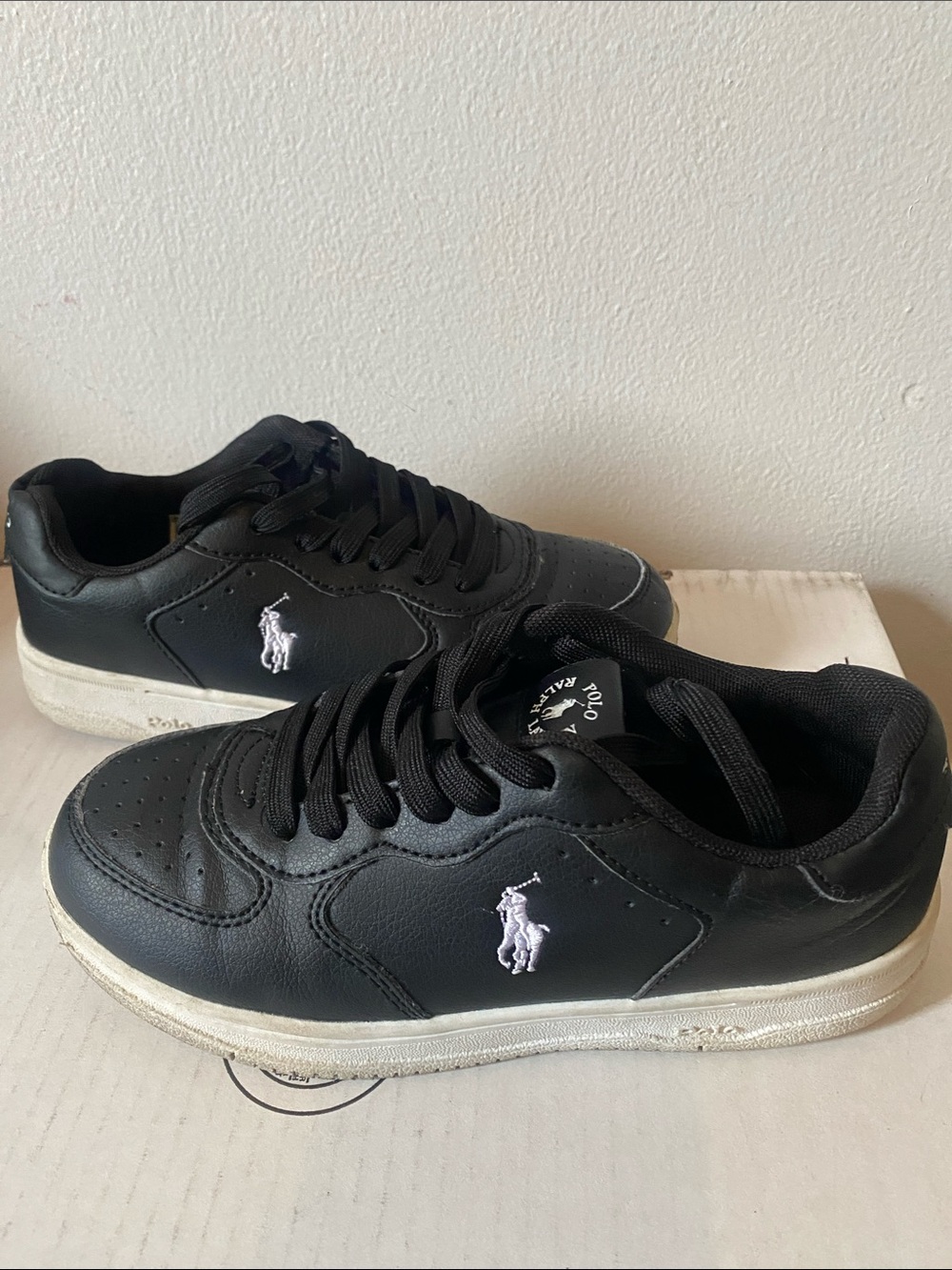 Kids Polo by Ralph Lauren Black Leather Sneakers with White Pony sz 2.5